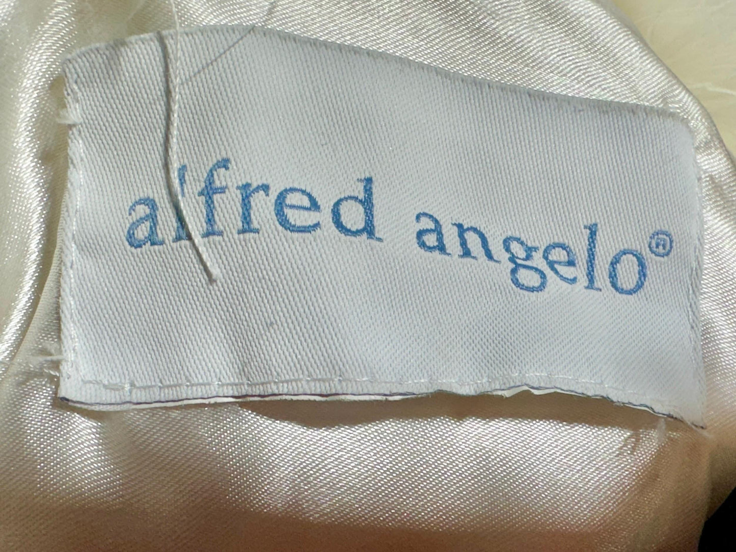ALFRED ANGELO, vintage 1980s bridal stole, Snowy white marabou wedding capelet evening stole