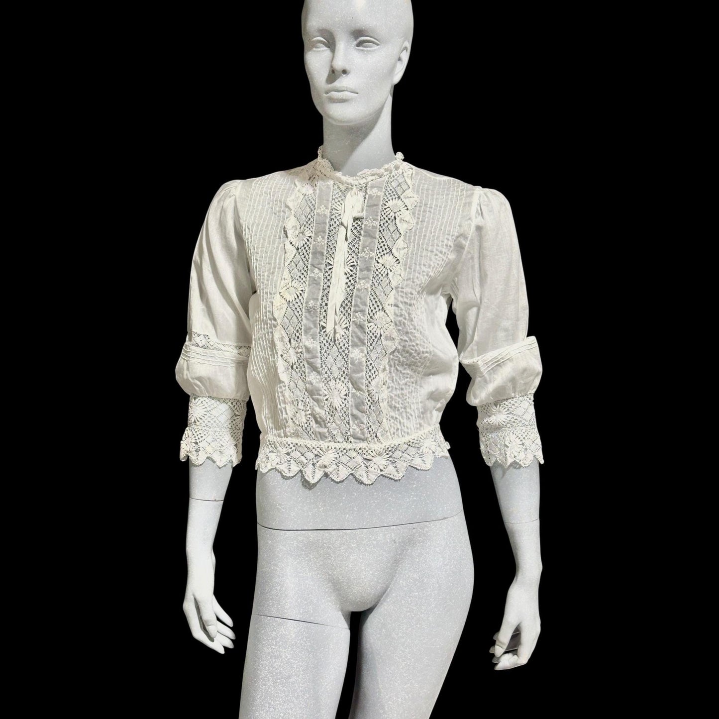 1910 Vintage Antique Edwardian Top, 1900s white batiste cotton and lace blouse