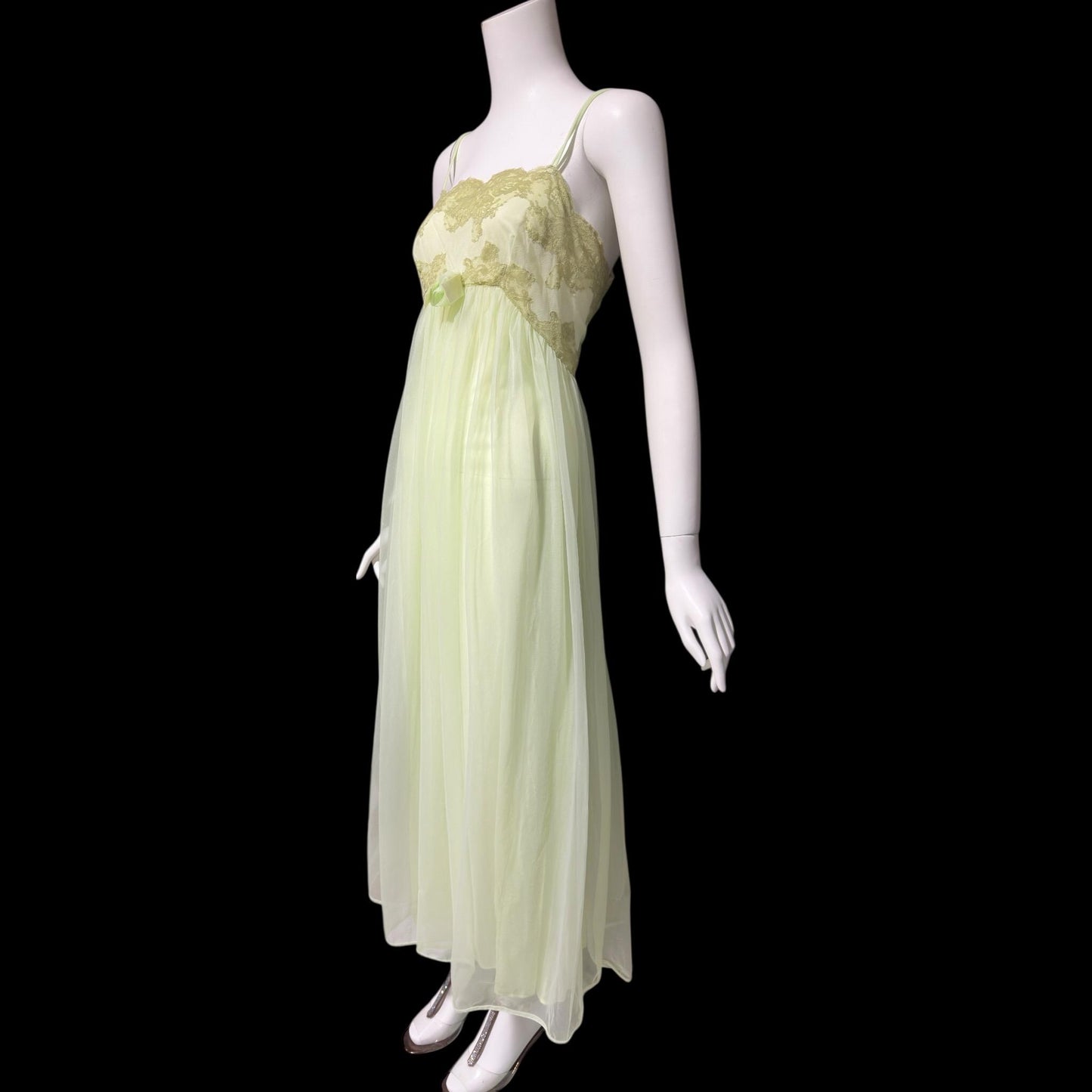 HENSON KICKERNICK vintage 1950s Nightgown Slip Dress: Pale minty apple green Nylon and Lace night Dress