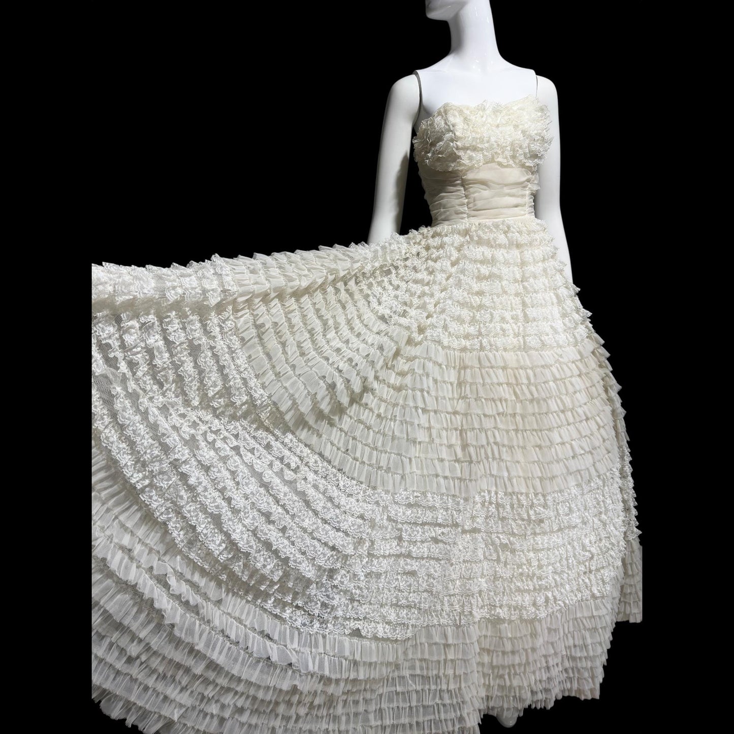 1950s vintage wedding prom gown, off white tiered lace and tulle cupcake dress, ruffled meringue ball gown