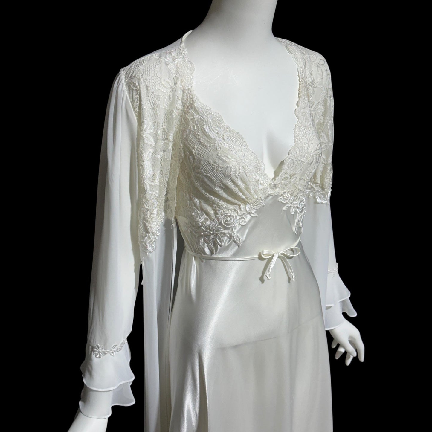 JONQUIL Diane Samandi, vintage 1980s White bridal peignoir dressing gown and slip dress