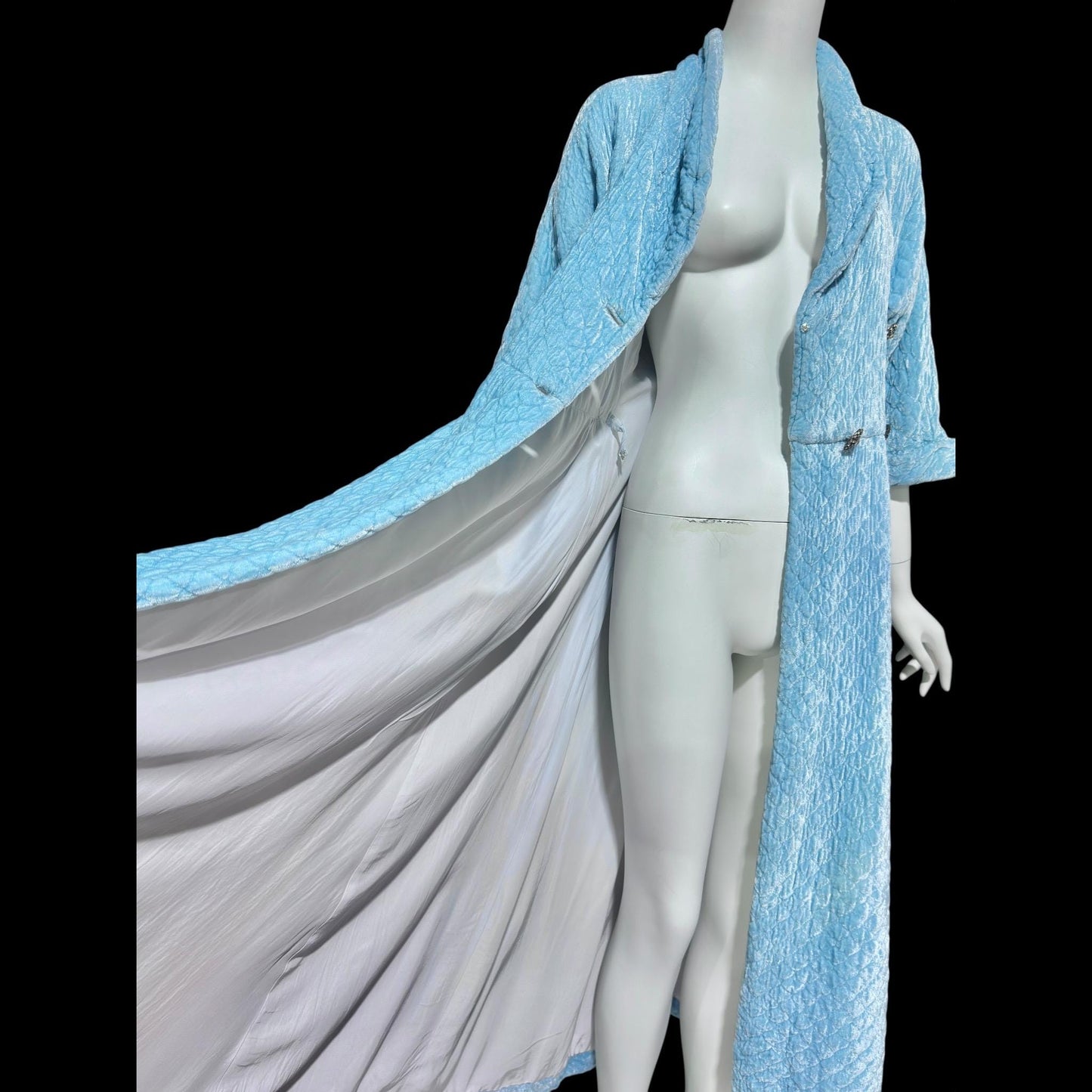 B COHEN ORIGINAL, vintage 1940s dressing gown robe, quilted robin's egg blue double breasted wrap front housecoat