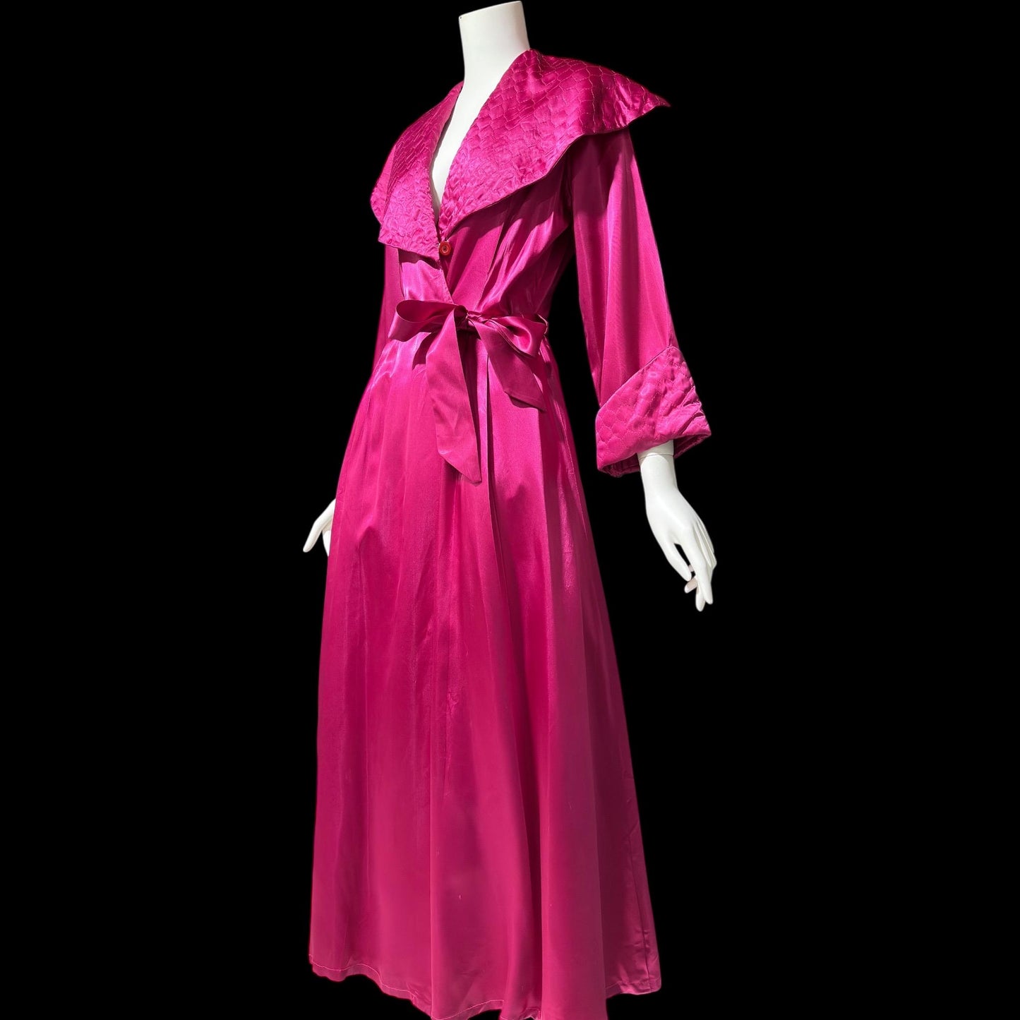 GLORIA NEW YORK, vintage 1940s dressing gown robe, Magenta slipper satin huge collar wrap front housecoat