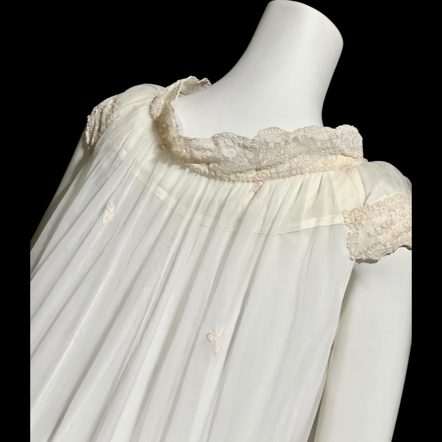SAKS FIFTH AVENUE, vintage 1950s peignoir set, sheer white bridal nightgown slip dress and dressing gown