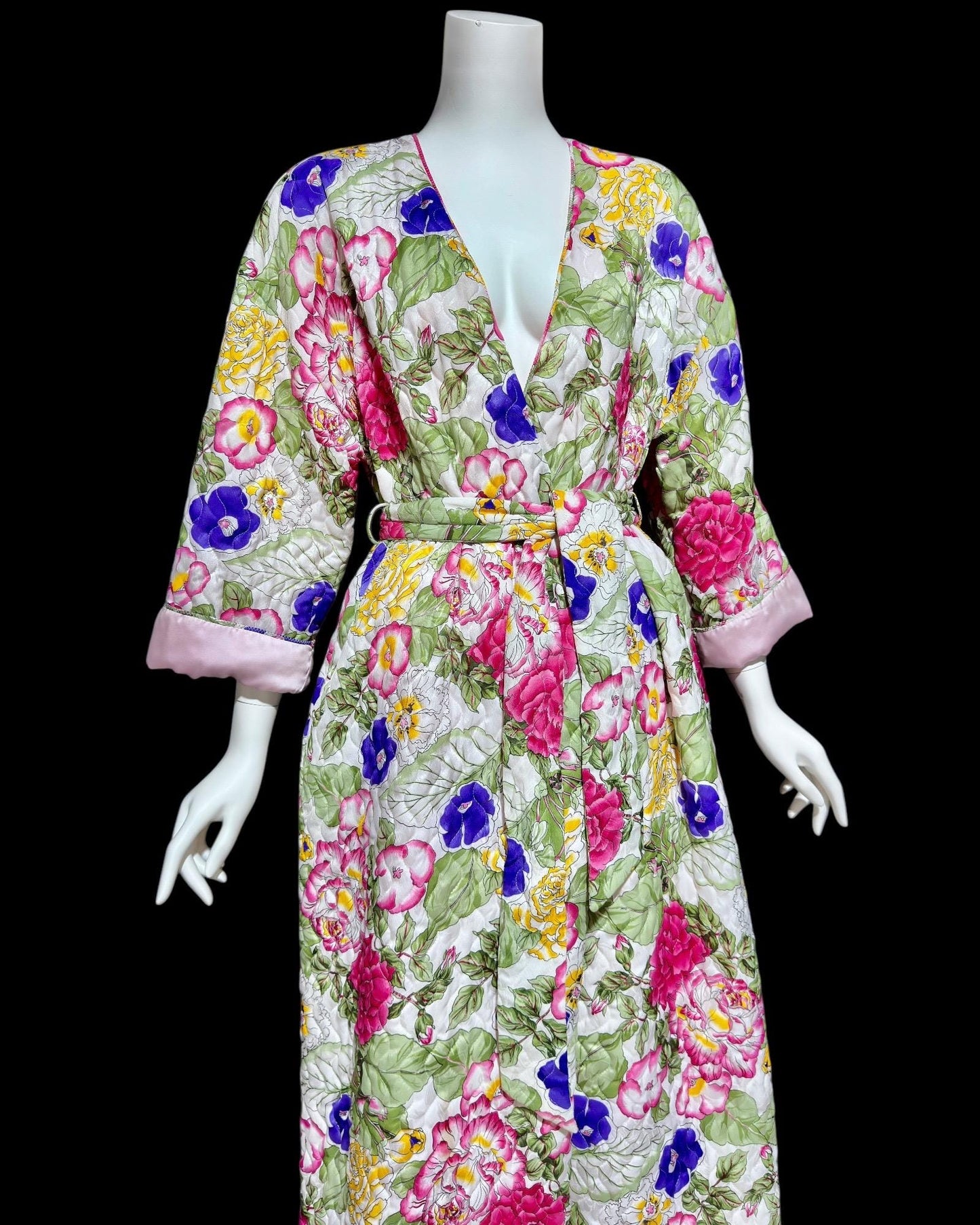 MARY MCFADDEN vintage quilted floral robe, 1980s bold flowers wrap front full length long robe, medium