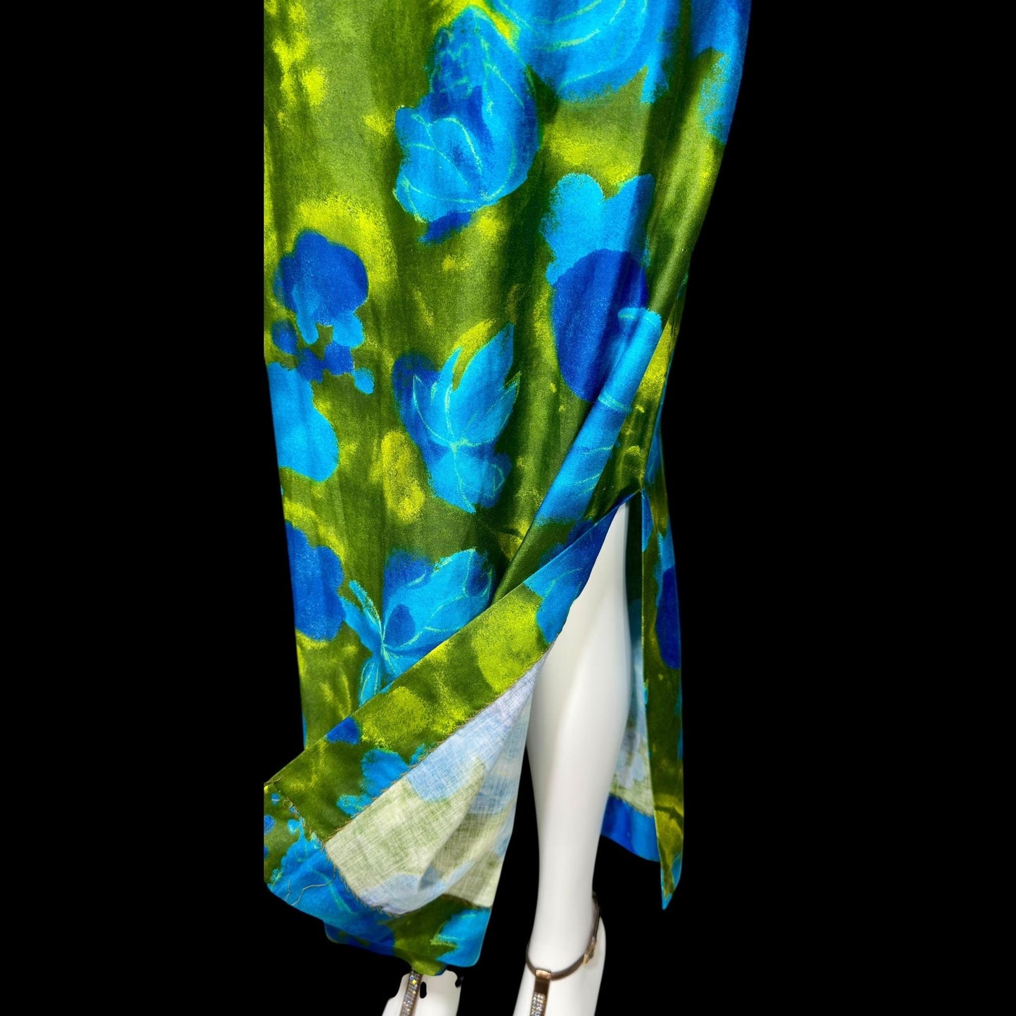 LORD & TAYLOR, 1960s Vintage bombshell Hawaiian dress, wrap cotton maxi dress, blue green floral