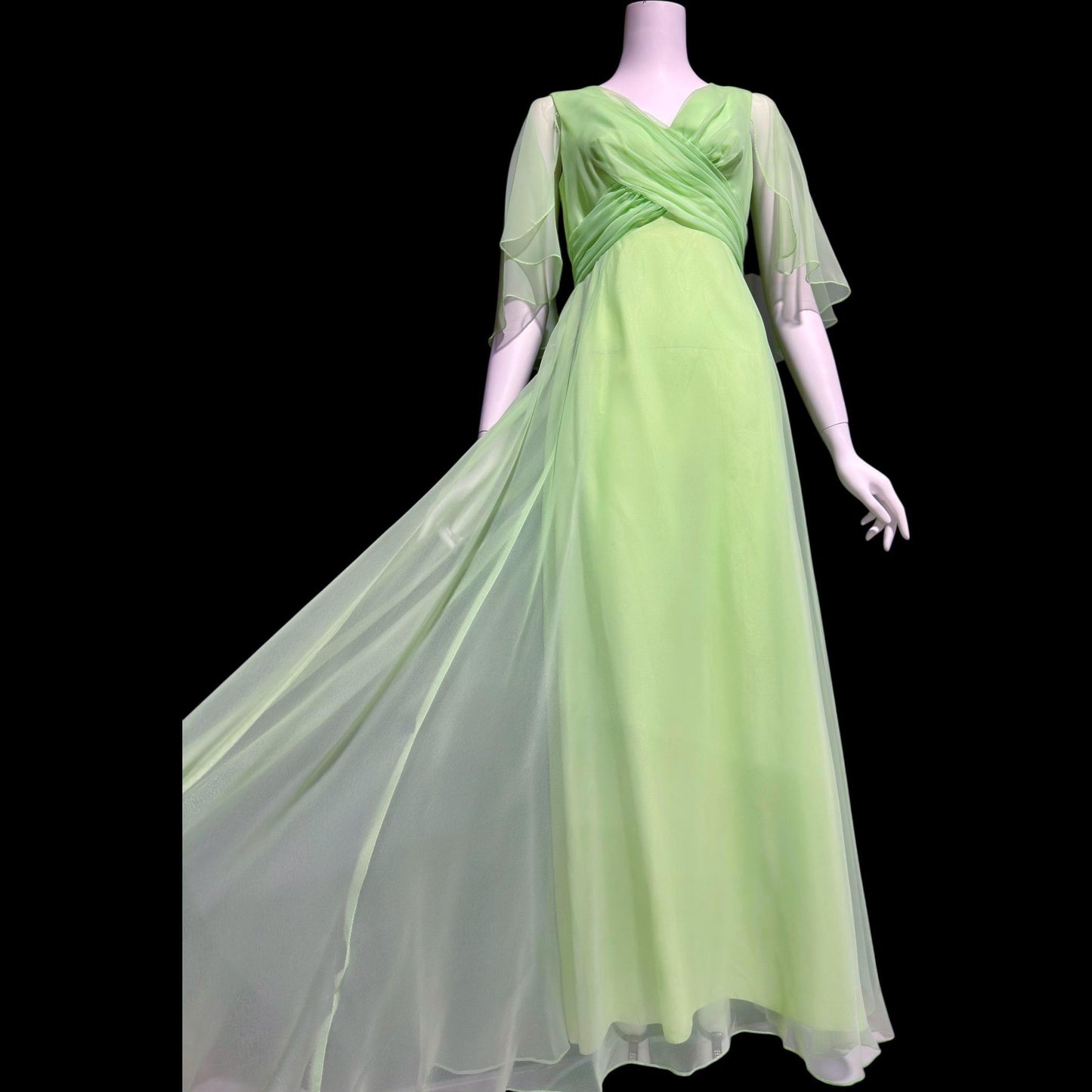 MISS ELLIETTE, vintage 1970s evening dress gown, minty pistachio green poly chiffon dress