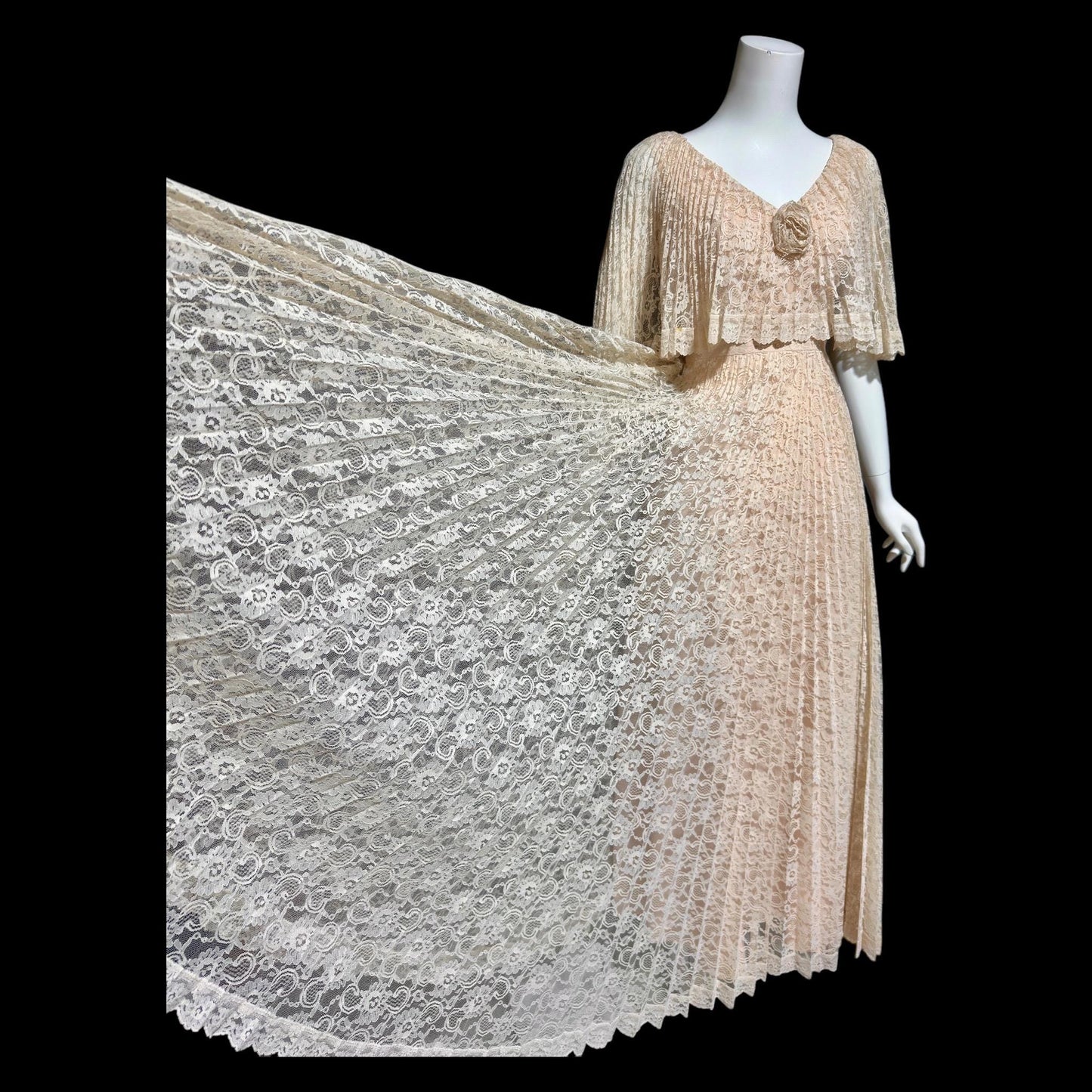 1970s vintage evening dress, peachy lace pleated dress, ruffled cape collar hippie boho chic evening gown, 36 bust