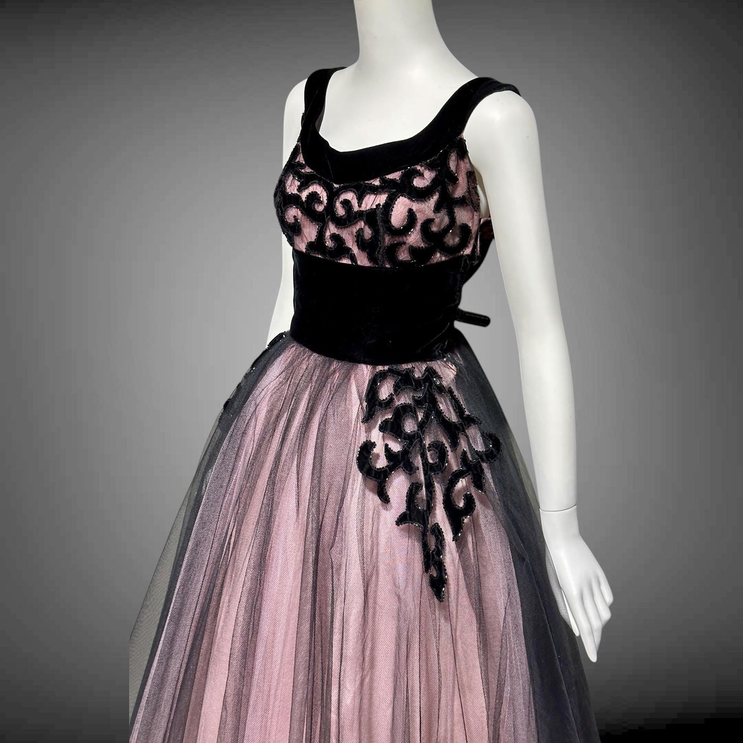 1950s vintage party dress, Dreamy Pink and Black tulle cupcake prom cocktail dress