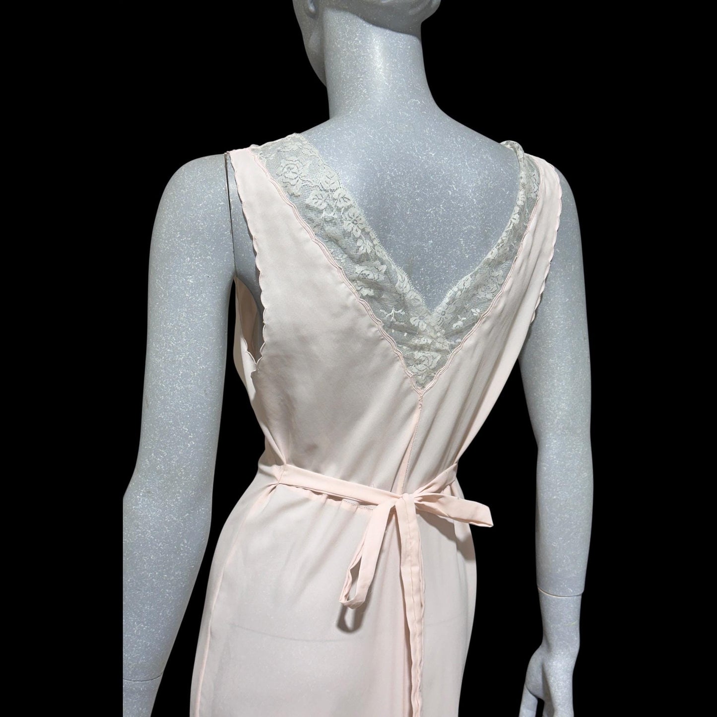 I. MAGNIN 1940s vintage Pink bias cut Nightgown: Old Hollywood Slip Dress