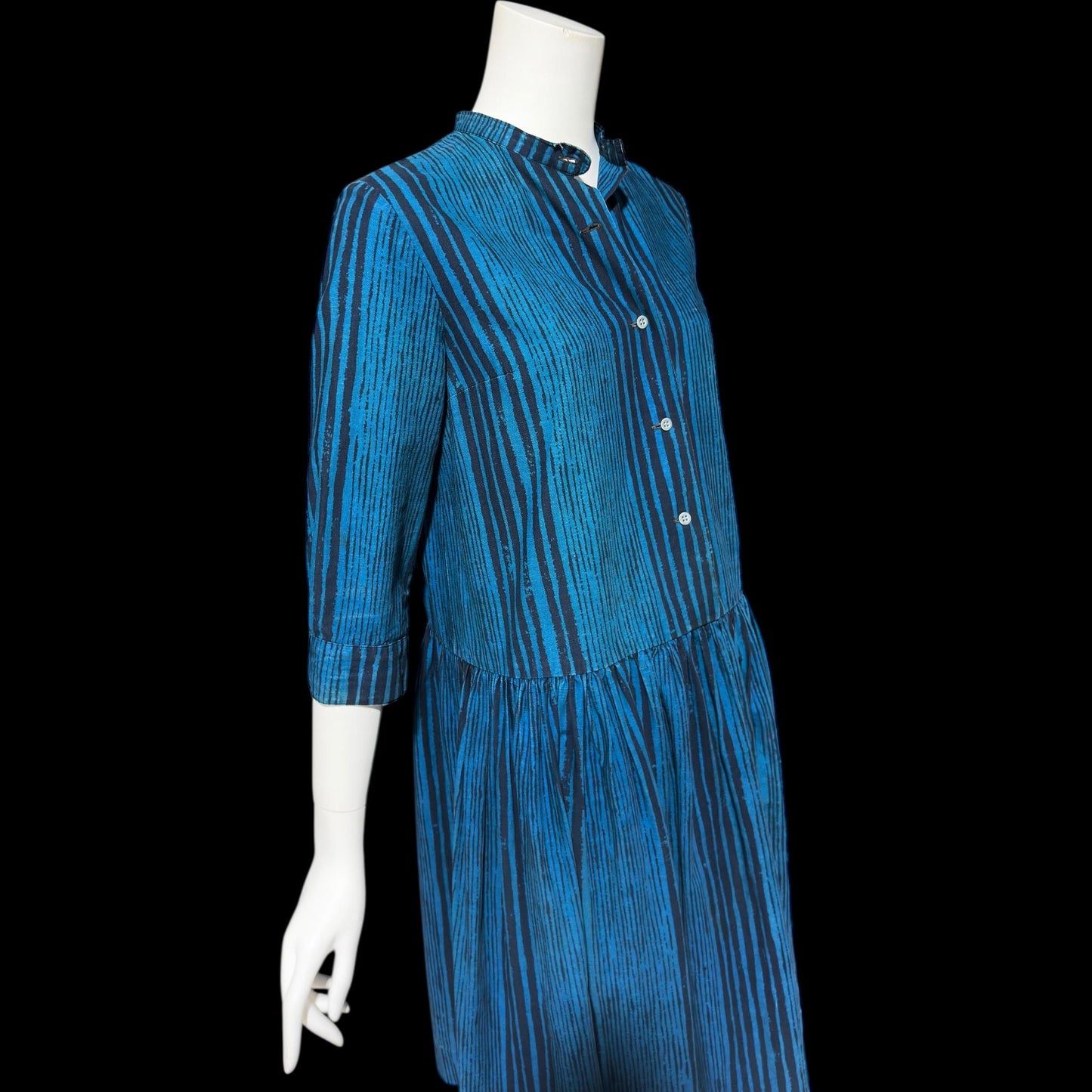 MARIMEKKO vintage 1960s day dress, Suomi Finland cotton shirt dress, Blue black stripe