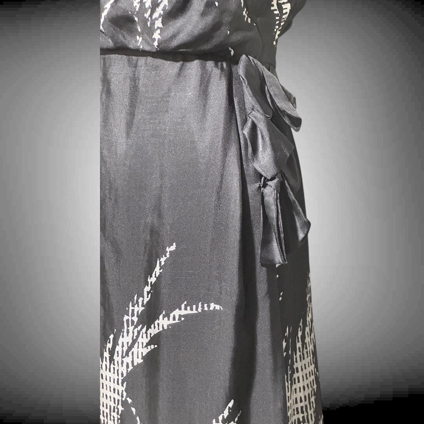 HELENA BARBIERI, vintage 1950s cocktail dress, Black and white silk wiggle dinner dress