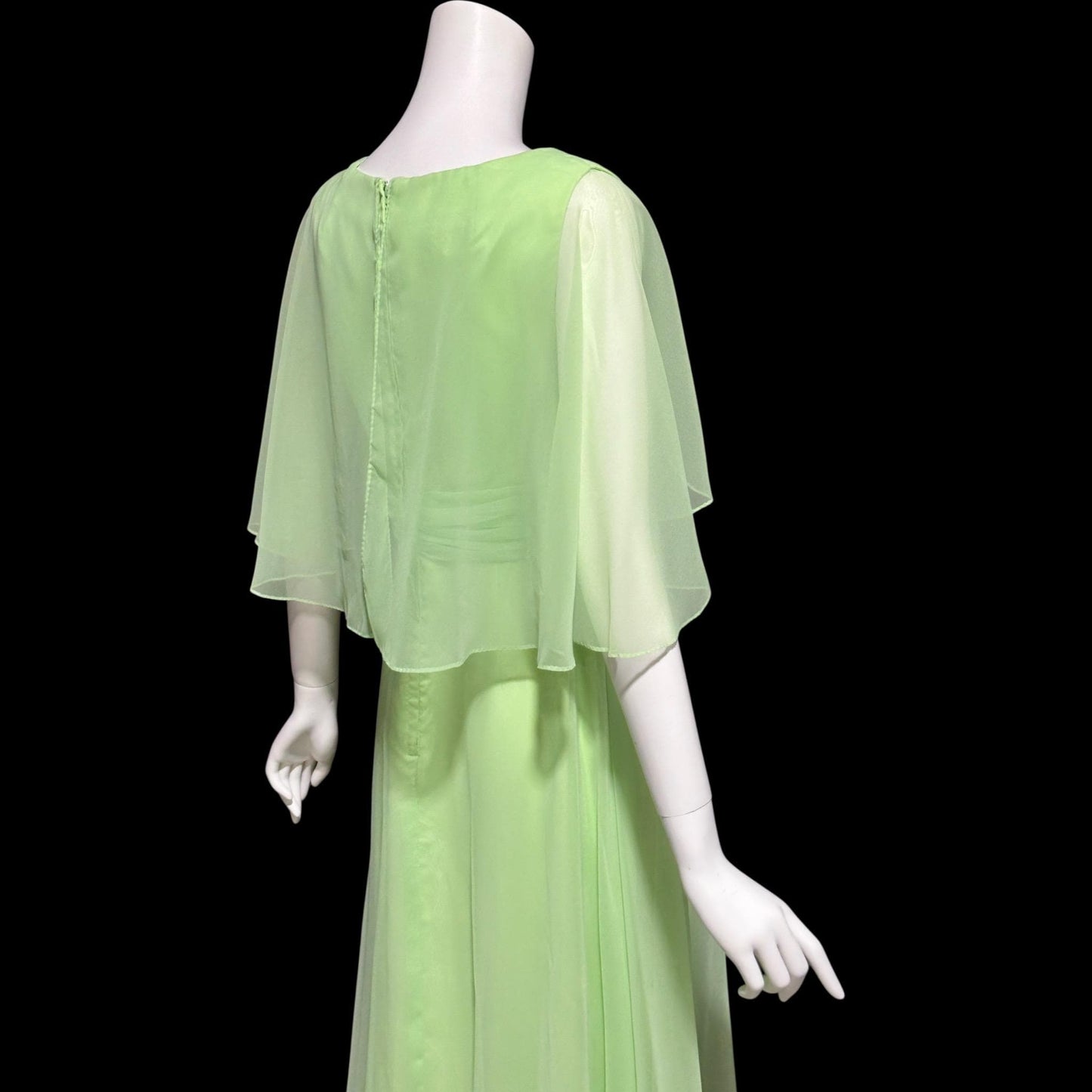 MISS ELLIETTE, vintage 1970s evening dress gown, minty pistachio green poly chiffon dress