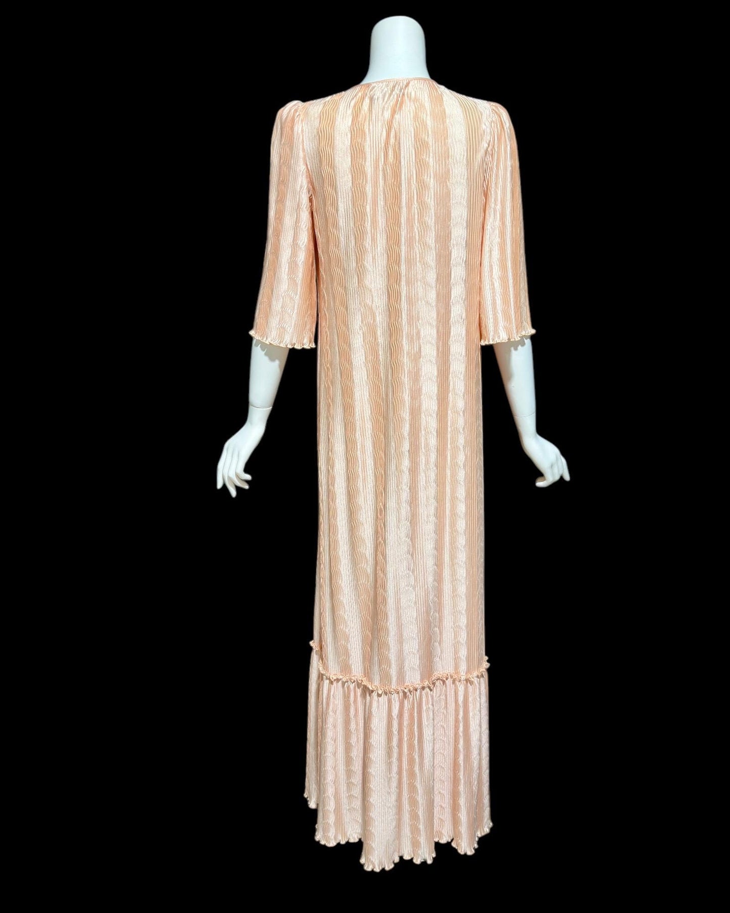 MARY McFADDEN for I. Magnin, 1980s vintage dressing gown, peachy pink wrap open front pleated robe