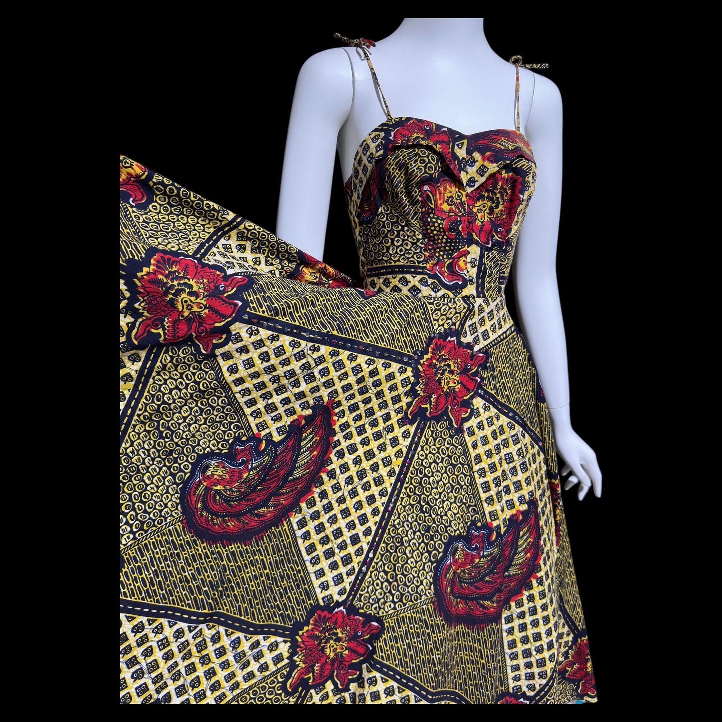 BABS' SHOPPE Kingston Jamaica, vintage 1950s bombshell shelf bust cotton print full circle skirt sundress