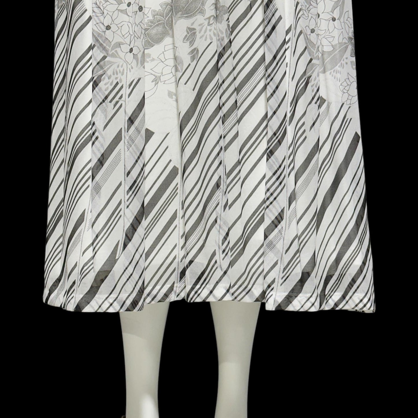 MOLLIE PARNIS by Morty Sussman, vintage 1970s evening dress, chiffon black and white floral poly chiffon gown