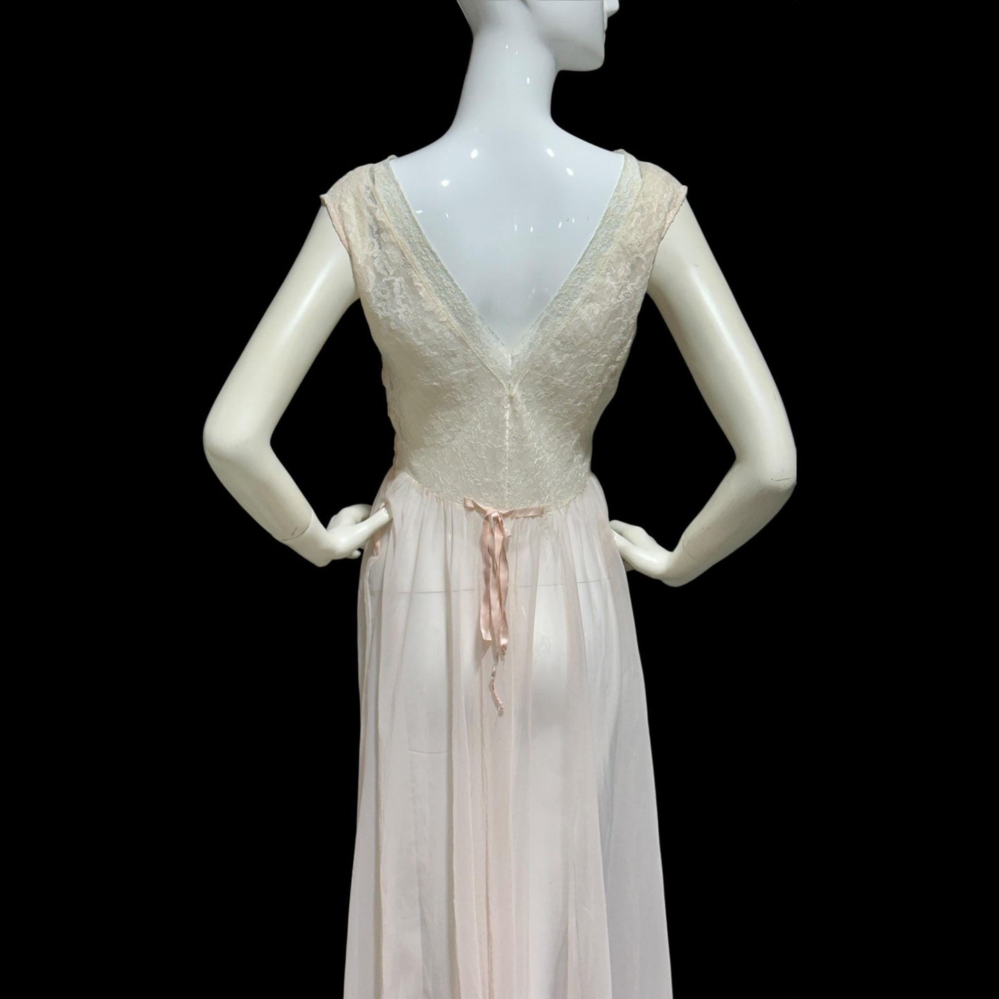 ODETTE BARSA vintage 1940s nightgown slip dress, Sheer pale pink with white lace full sweep Old Hollywood gown