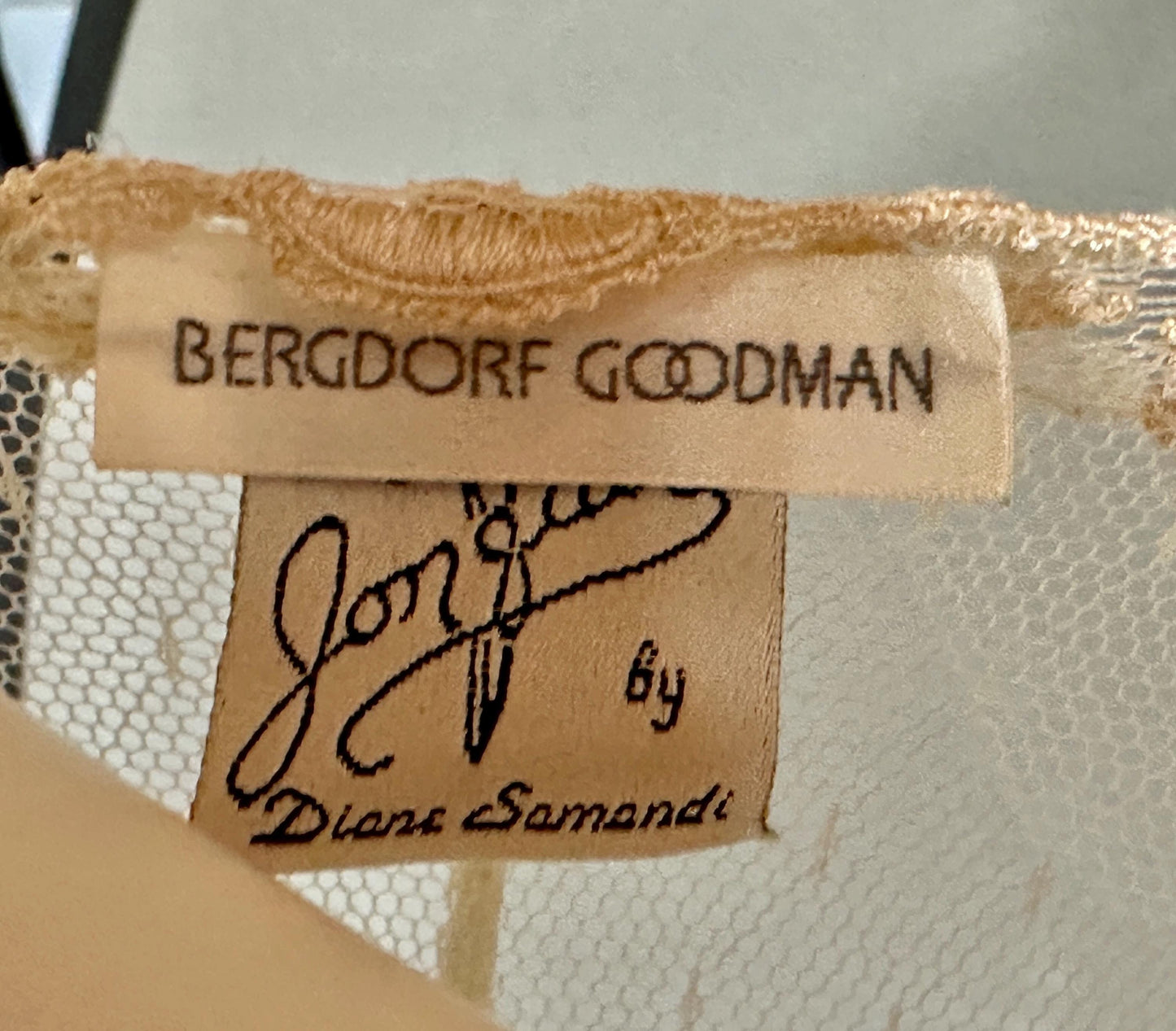 JONQUIL Diane Samandi dressing gown, Bergdorf Goodman 1990s see through feather weight bridal Robe
