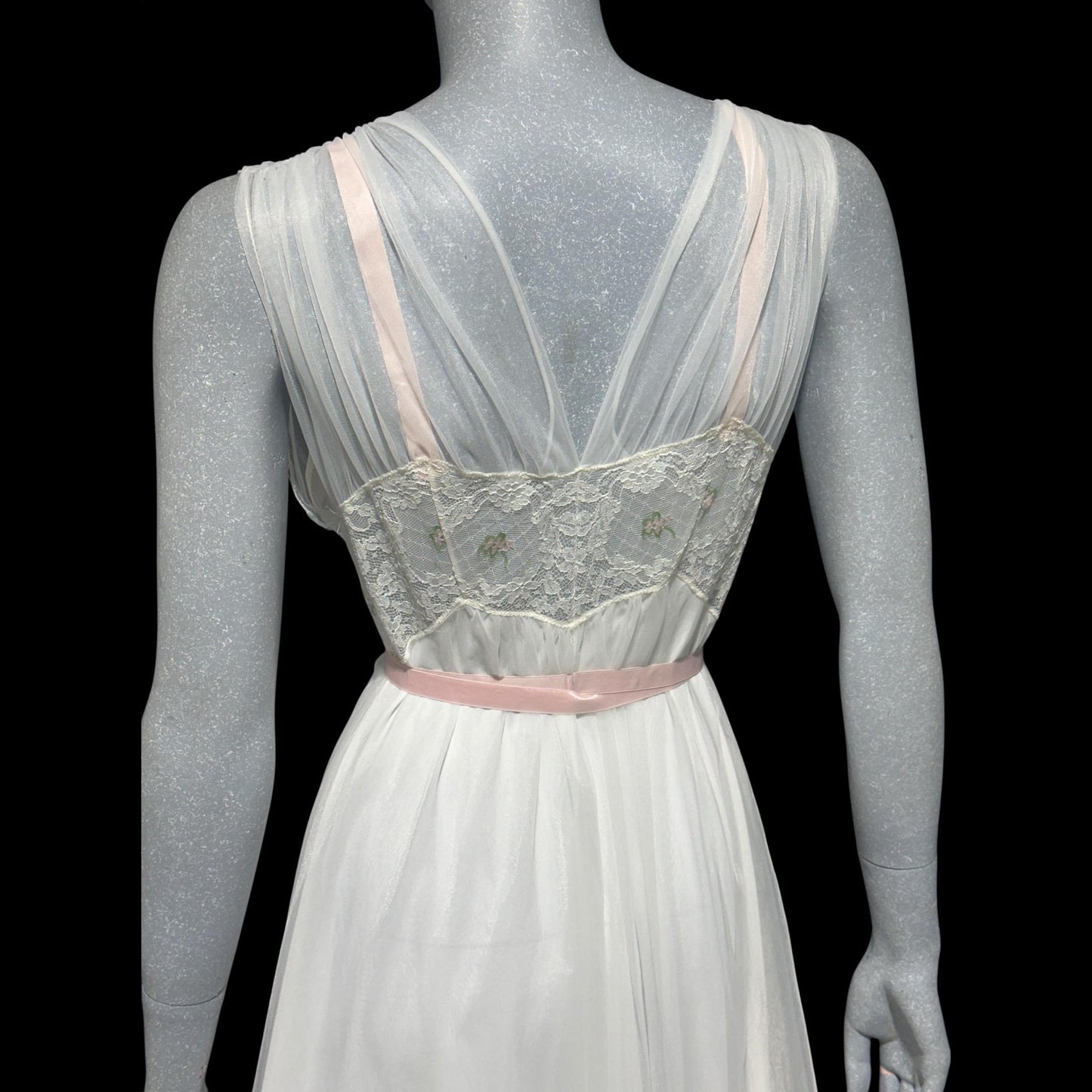 LAROS, Vintage 1940s nightgown slip dress, white double chiffon with pink embroidered flowers, wedding night dress