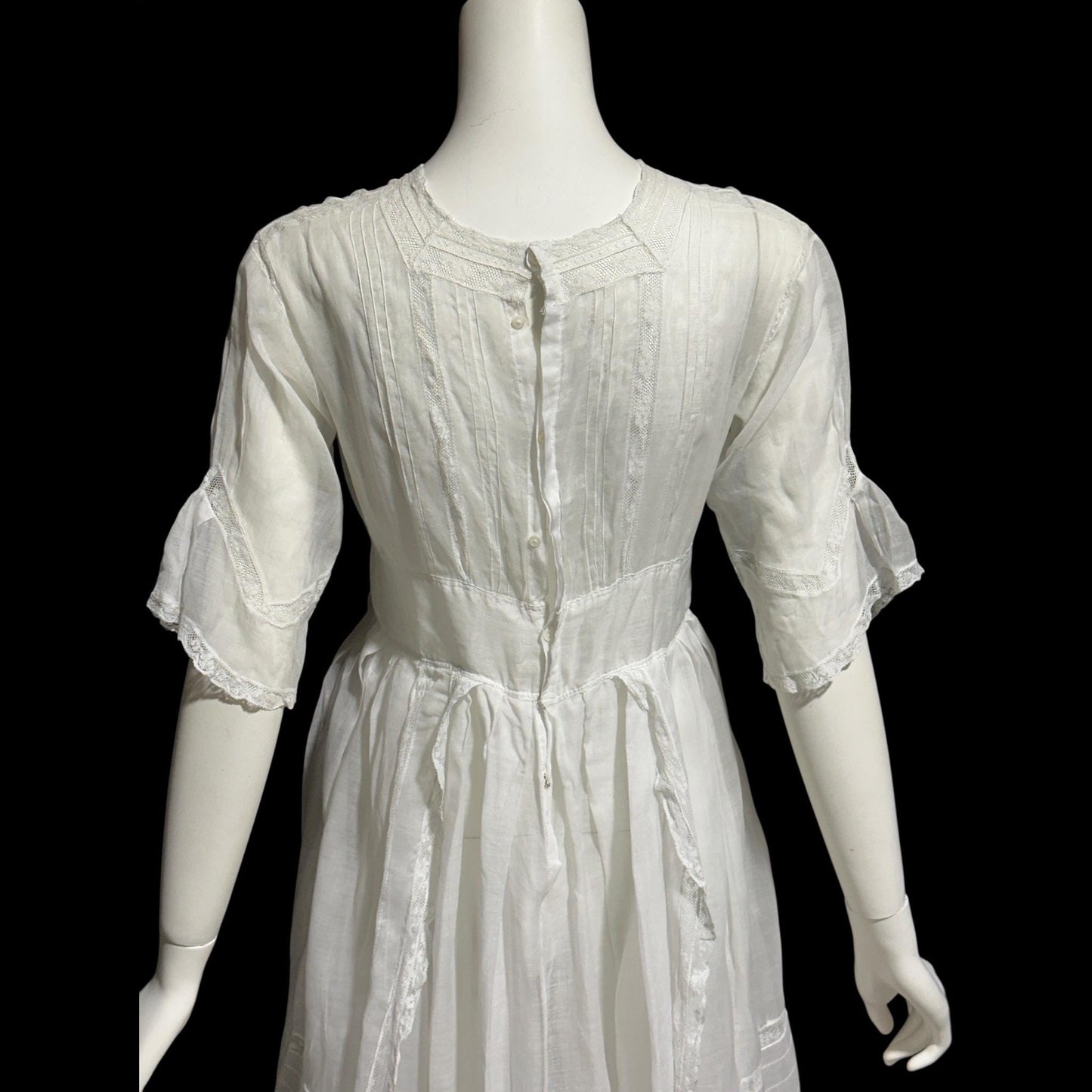 1900s Antique Victorian wedding dress, vintage white batiste cotton lawn gown, Edwardian day dress