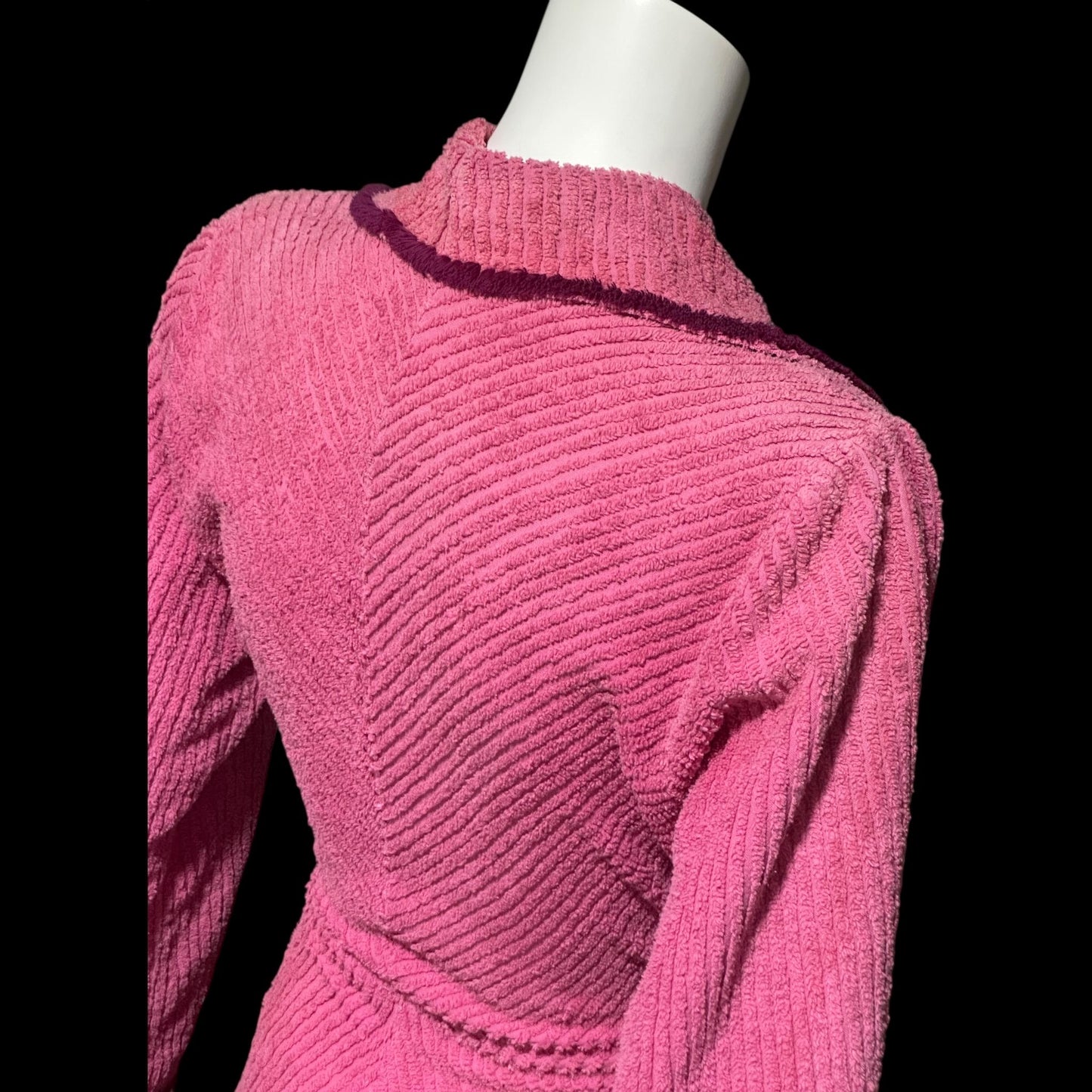 1940s vintage dressing gown robe, Raspberry Pink cotton chenille wrap front housecoat, full length hostess dress, Embroidered