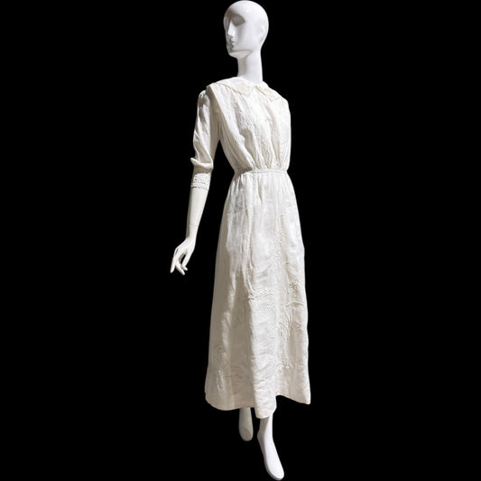 1900s Antique Victorian wedding dress, vintage white cotton lawn gown, Edwardian day dress