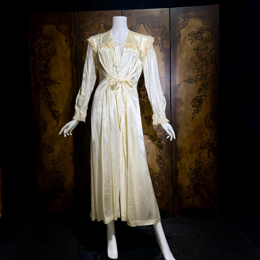 Vintage Dressing Gowns, Robes & Peignoirs  VINTAGE DRESS CLOSET