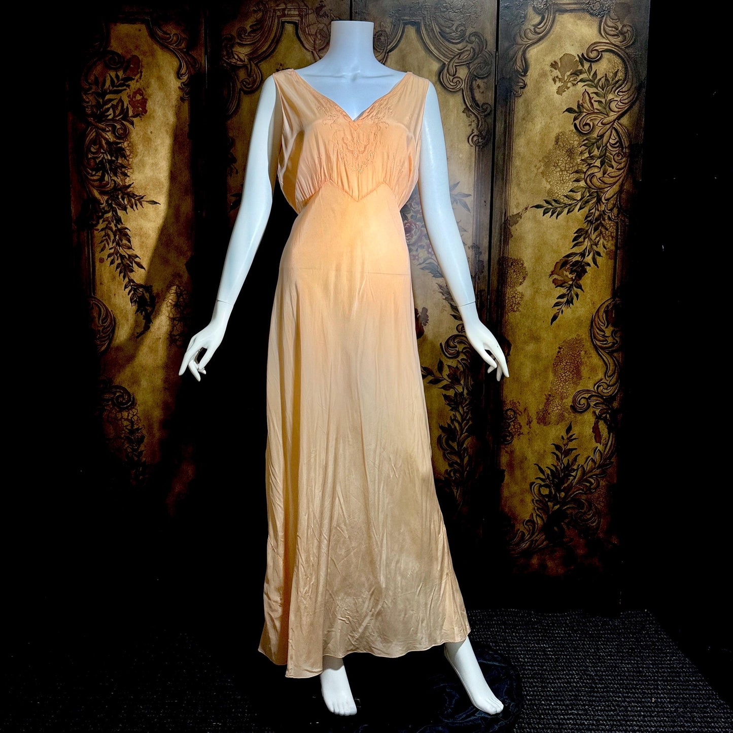 vintage 1930s Peach silk dress, MARSHALL FIELD & CO bias cut lingerie dress, Large