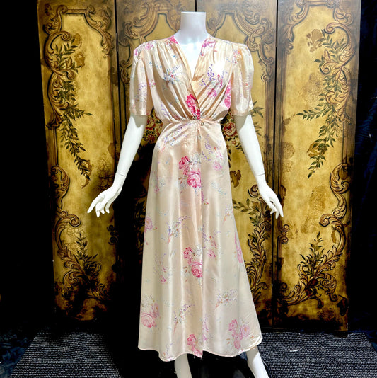 1930s vintage dressing gown robe, Peachy Pink Satin Rose print floral wrap hostess gown