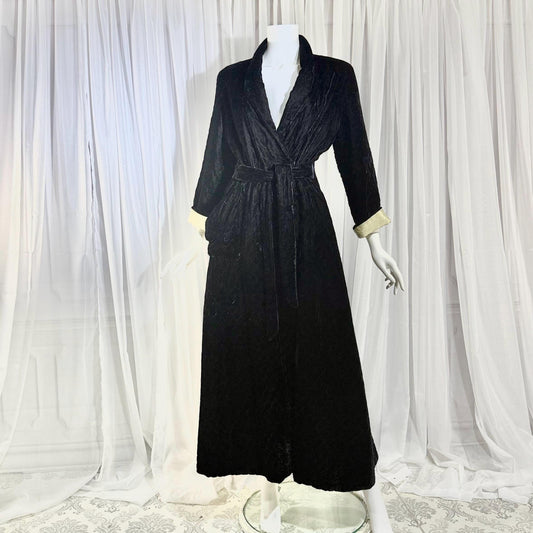 1940s Vintage Dressing Gown Robe, Black quilted velvet full length Housecoat