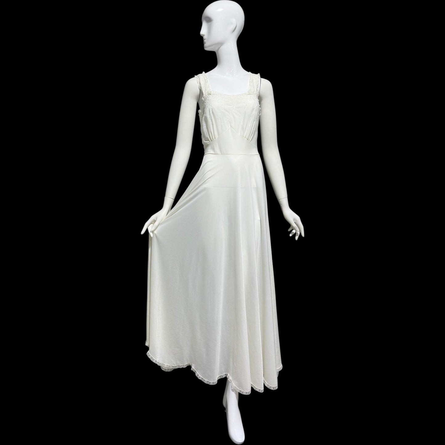 Kickernick, vintage 1940s Nightgown slip dress, white nylon scalloped full sweep night dress, full length