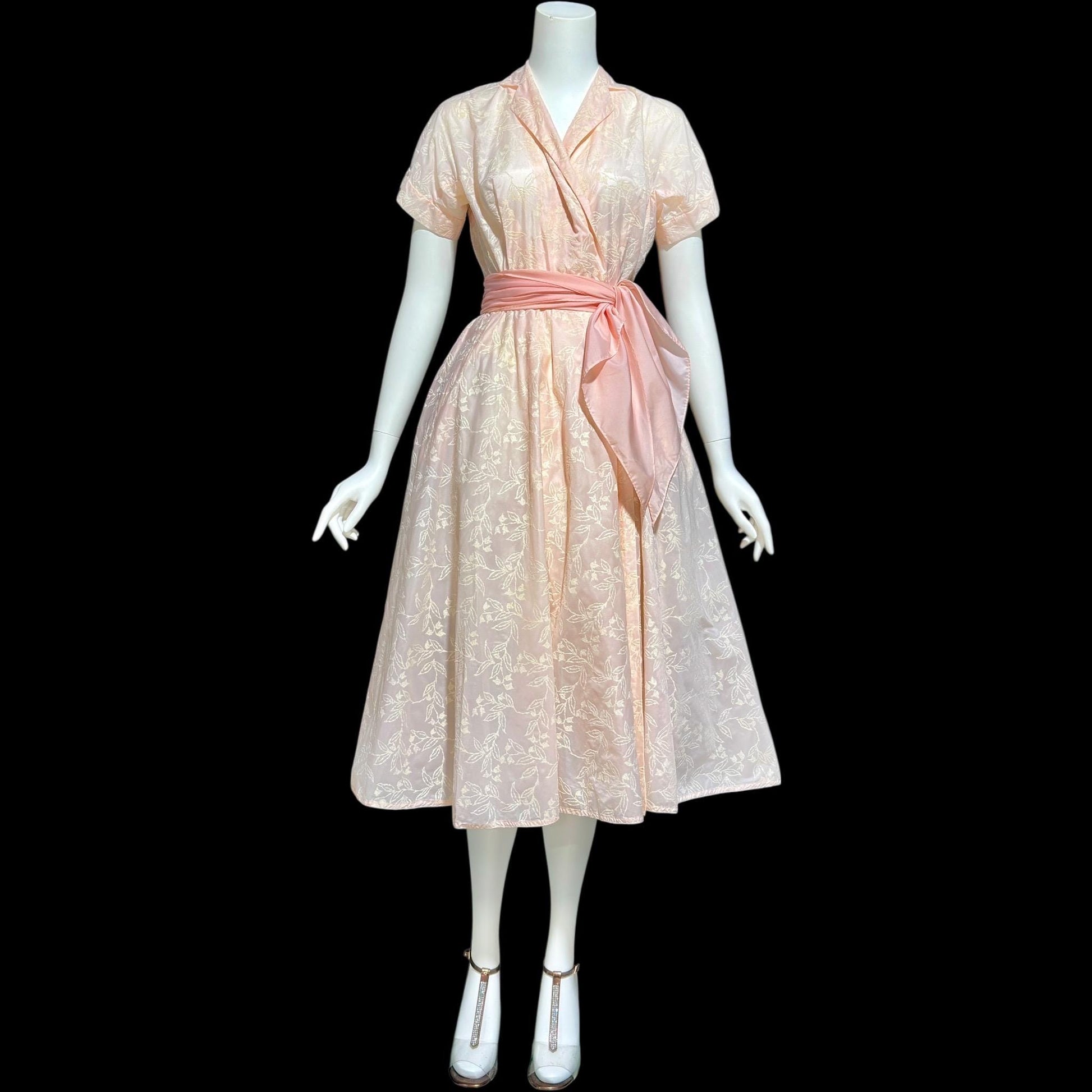 SAKS FIFTH AVENUE vintage 1950s dressing gown house dress, pink flocked floral wrap dress
