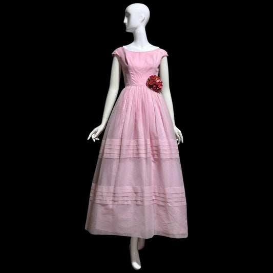 1950s vintage evening prom dress gown, Romantic Orchid pink Off-Shoulder Cupcake Ball Gown
