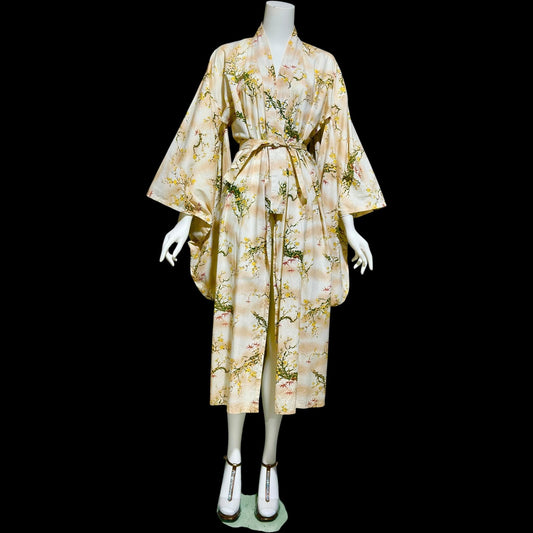 1970s vintage kimono dressing gown, Japanese summer cotton house coat robe, yellow dogwood branches