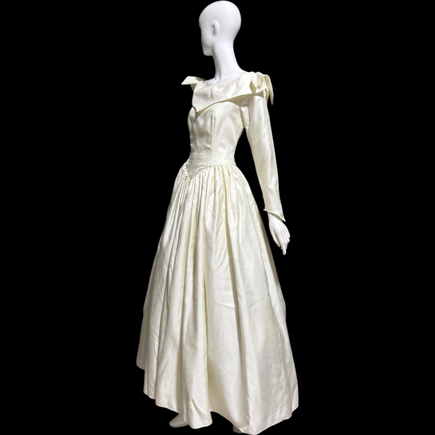 1980s Vintage wedding dress, Custom Made creamy white long sleeves off the shoulder gown