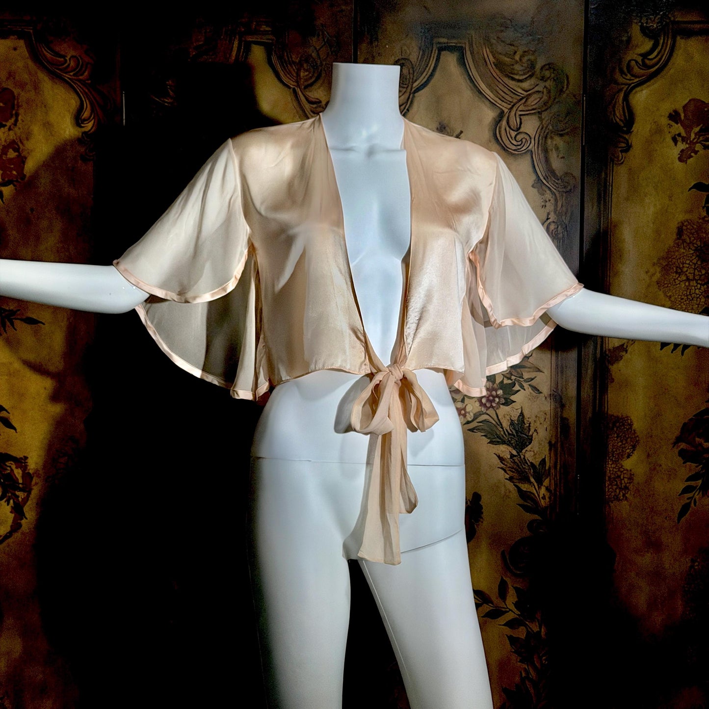 1980s vintage Silk bed jacket, Shiny peachy pink satin and chiffon evening jacket