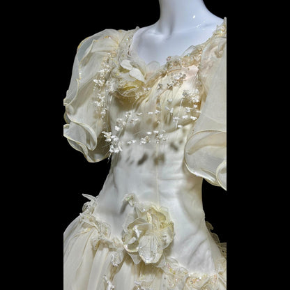 ST PUCCHI vintage 1980s wedding dress gown, Ivory Fairytale ball gown, 100% Thai silk