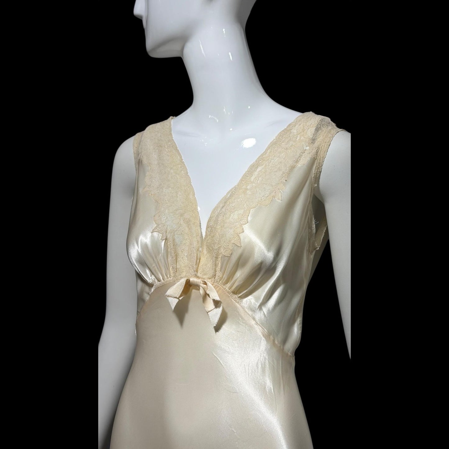 LADY DUFF vintage Nightgown slip dress, 1940s pearly white negligee lingerie dress