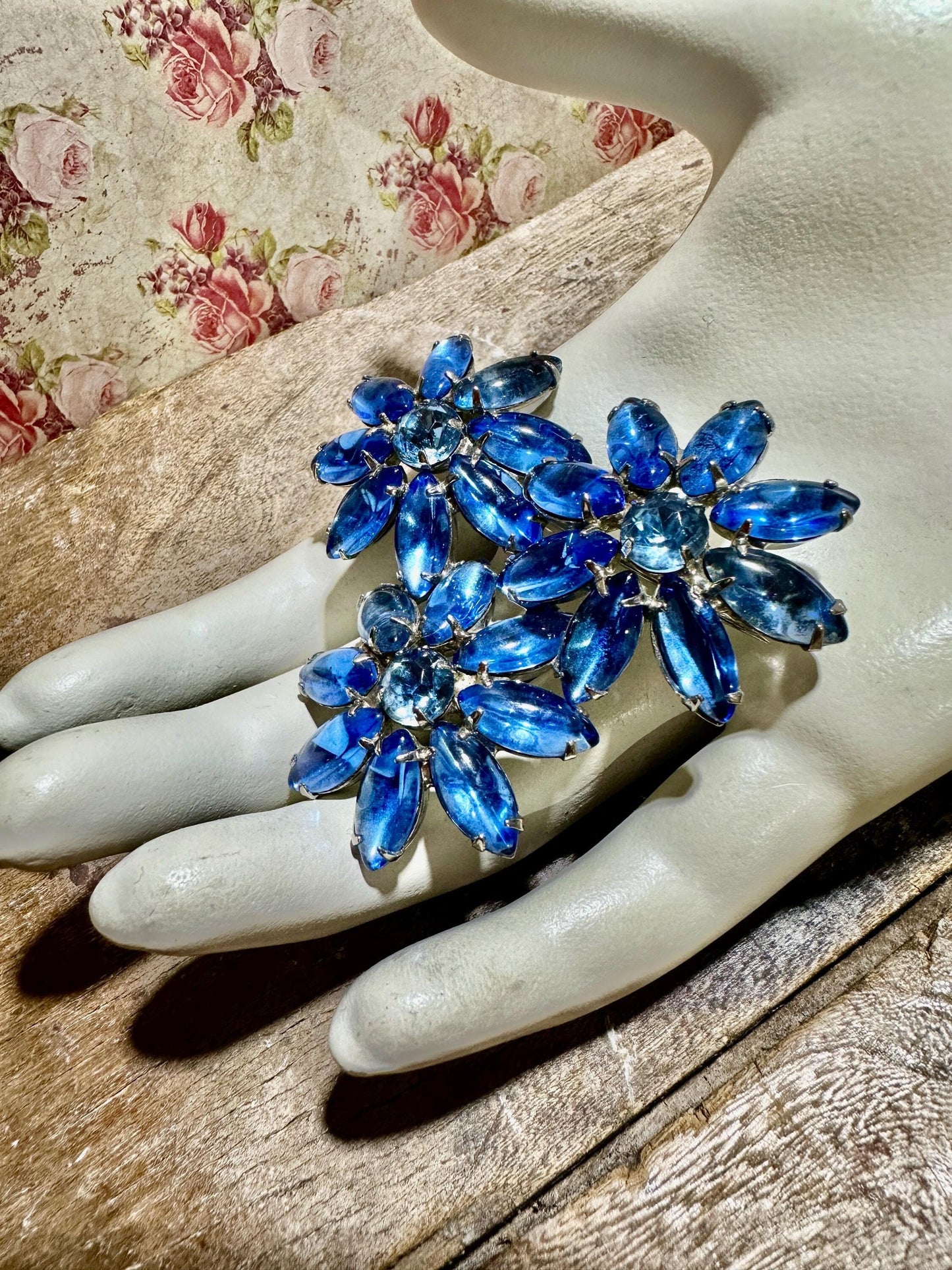 1950s vintage flower brooch pin, blue rhinestone jelly belly large flower trio for lapel hat or scarf