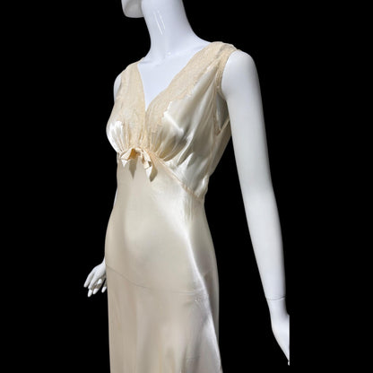 LADY DUFF vintage Nightgown slip dress, 1940s pearly white negligee lingerie dress