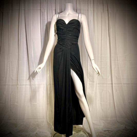 1970s VINTAGE DRESSES - 1970s cocktail dresses, evening dresses, disco dresses VINTAGE DRESS CLOSET 1970s VINTAGE DRESSES - 1970s cocktail dresses, evening dresses, disco dresses VINTAGE DRESS CLOSET
