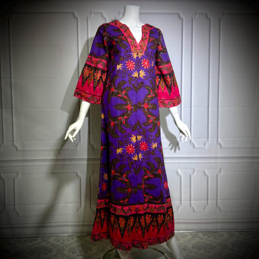 DESIGNS MALAYSIA Vintage 1960s Caftan Kaftan Dress, Purple Cotton Floral Maxi Dress