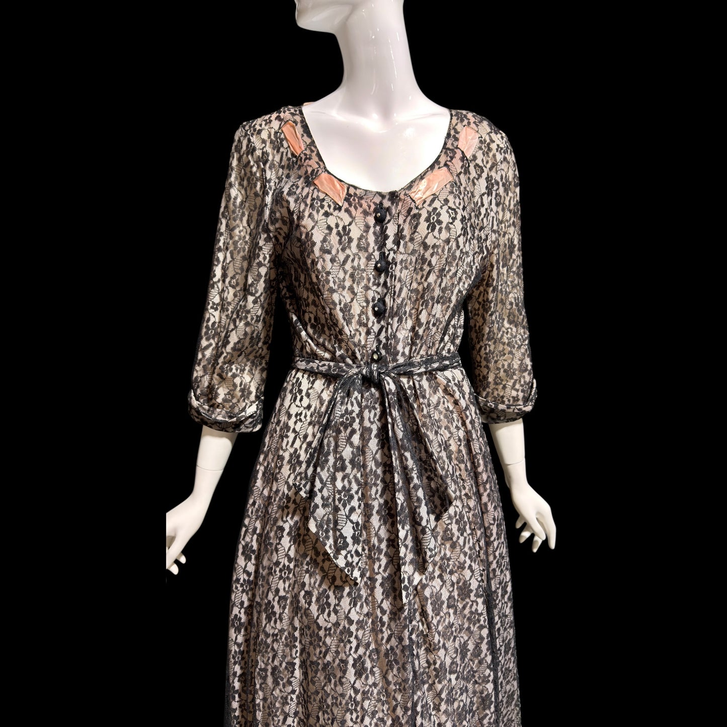 FLOBERT vintage 1940s black lace dressing gown robe, sheer black lace with pink ribbon trim