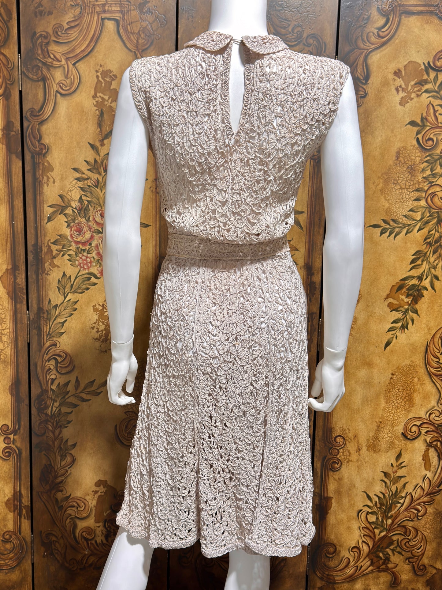 1930s vintage Tape Lace Dress, Dusty Mauve shirt day dress with peter pan collar