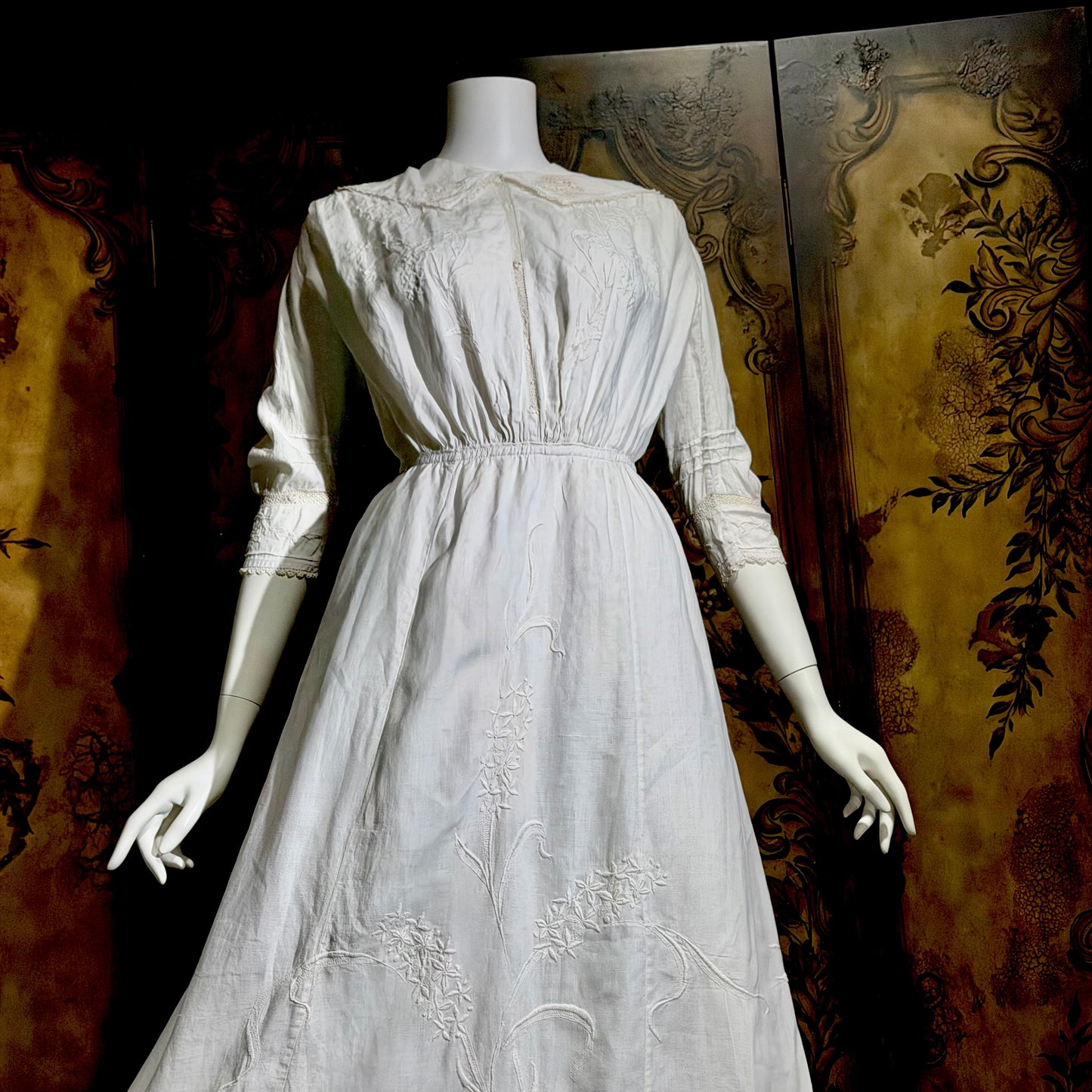 1900s Antique Victorian wedding dress, vintage white cotton lawn gown, Edwardian day dress