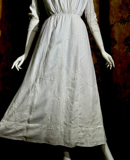 1900s Antique Victorian wedding dress, vintage white cotton lawn gown, Edwardian day dress