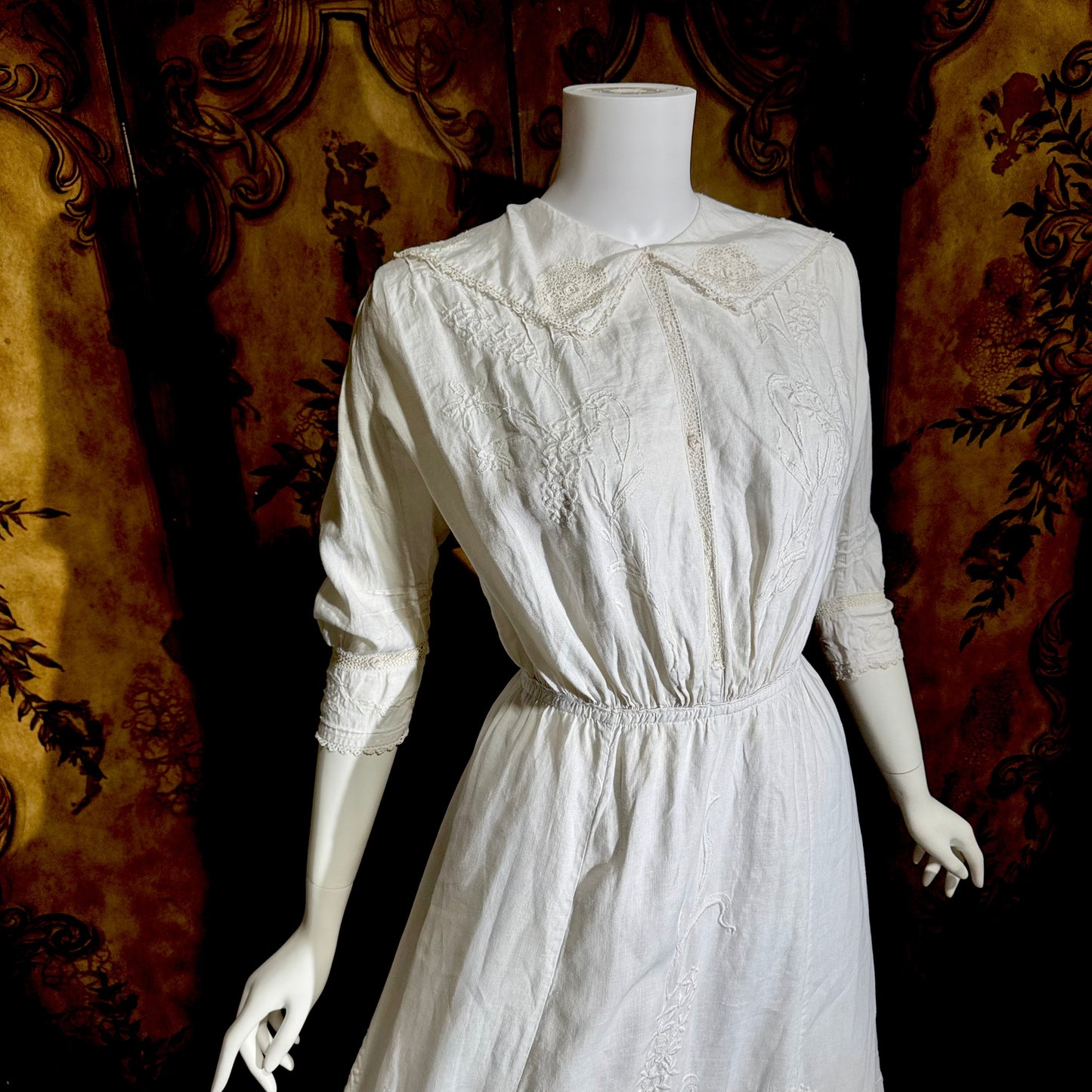 1900s Antique Victorian wedding dress, vintage white cotton lawn gown, Edwardian day dress