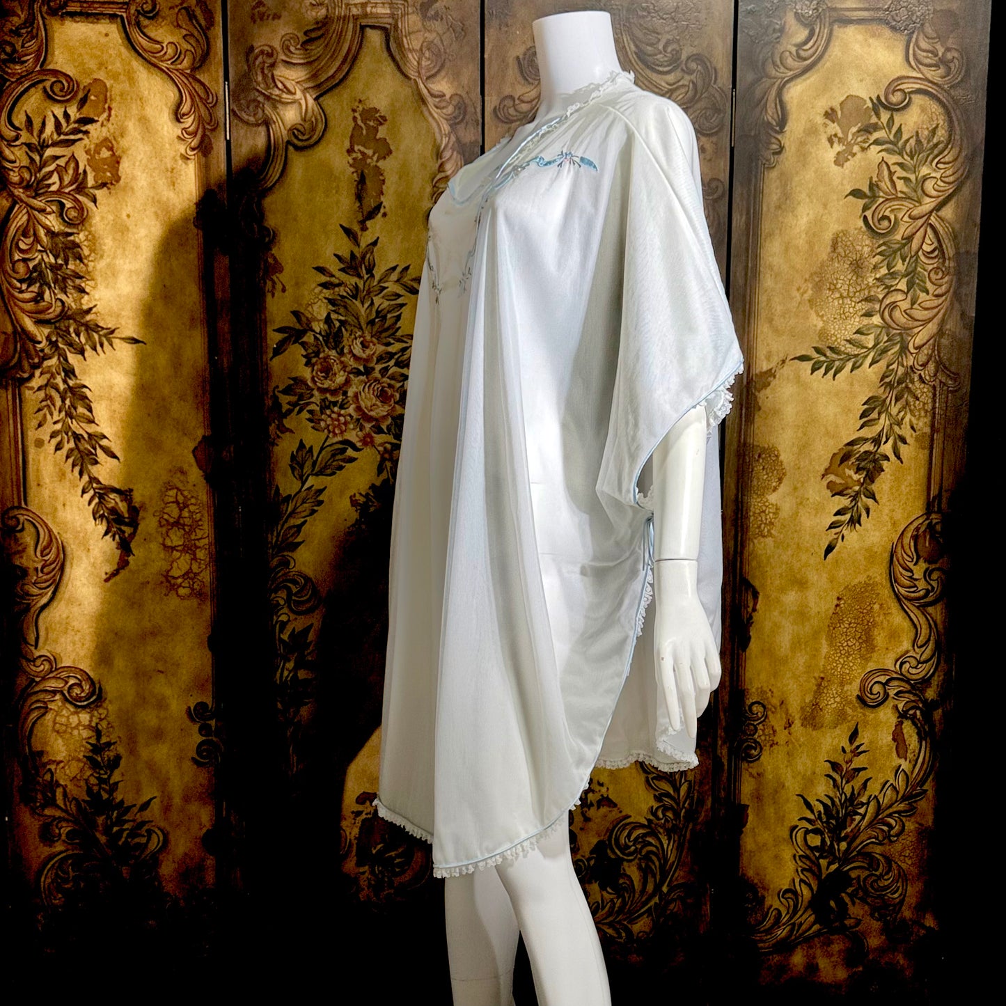 PEDRO RODRIGUEZ Couture Internationale, vintage 1960s caftan robe, sheer double layer chiffon white poncho cape loungewear
