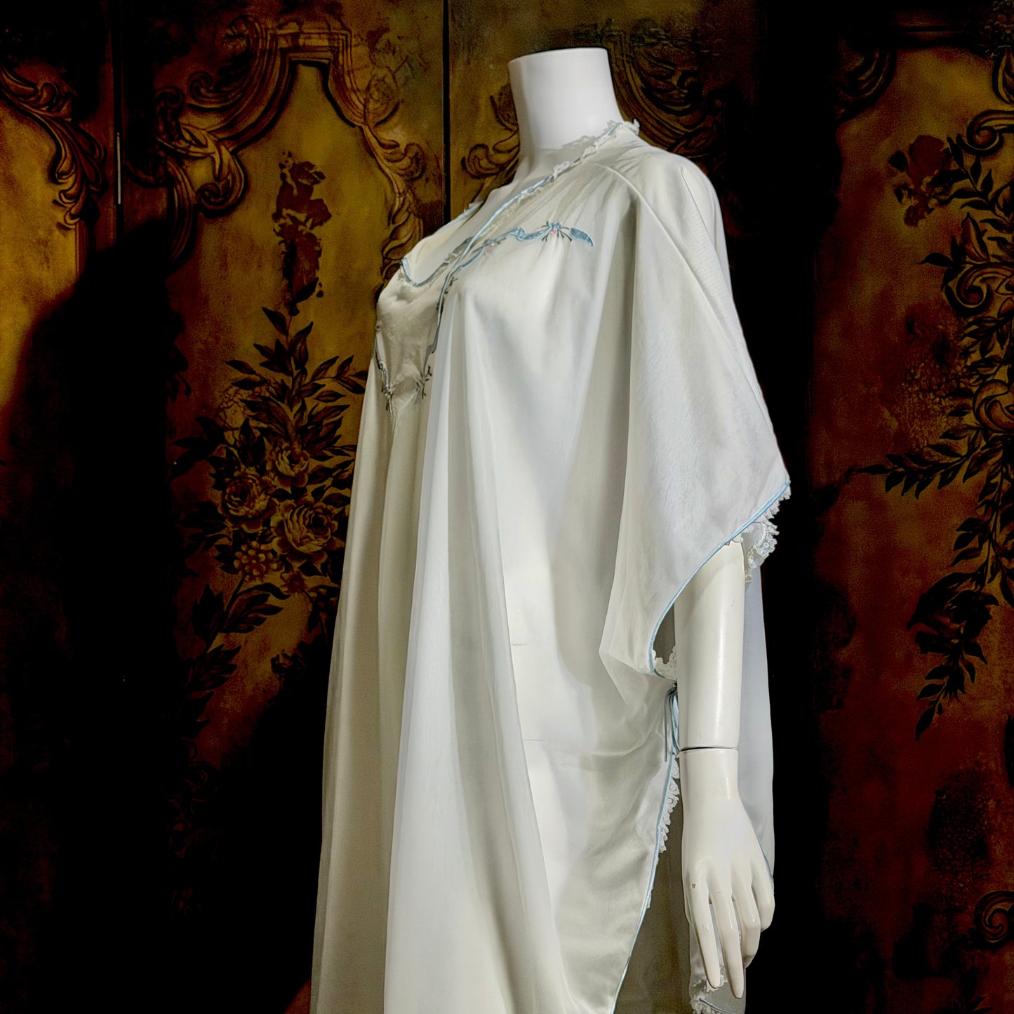 PEDRO RODRIGUEZ Couture Internationale, vintage 1960s caftan robe, sheer double layer chiffon white poncho cape loungewear
