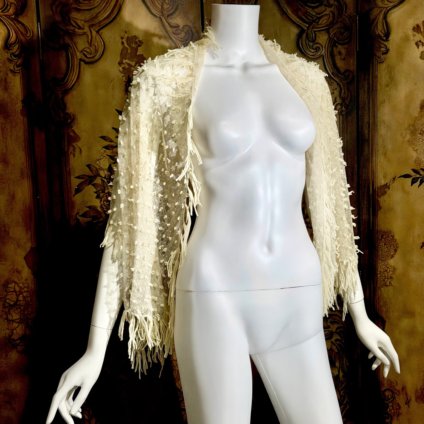 Victorian Edwardian fringed shawl scarf, 1900s Creamy White net and yarn Bridal Wrap